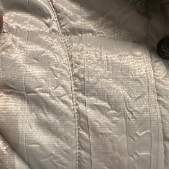 BKE Women’s Medium Double Breasted Pearl White Coat Faux Fur Collar Snap Close - Picture 8 of 10